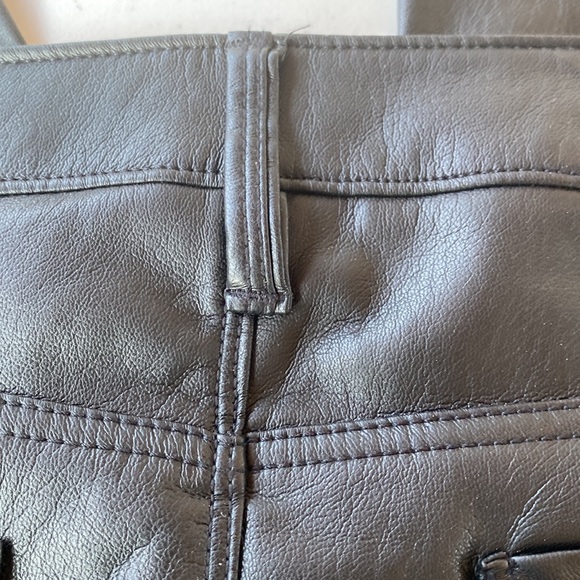NWT Chicos Faux Leather Jean - Picture 12 of 13